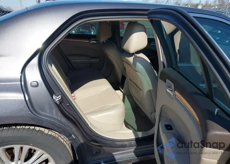 2014 Chrysler 300C Awd из США, поврежденный, VIN 2C3CCAKG8EH170148